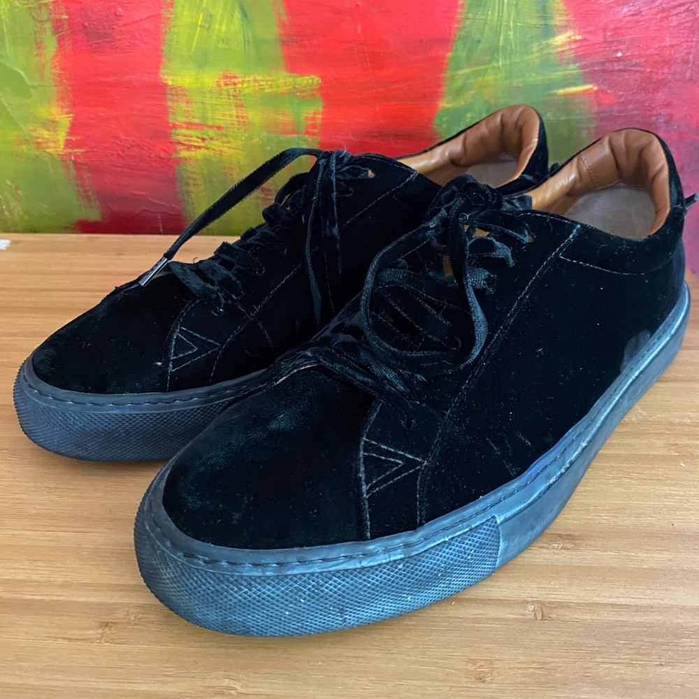 Givenchy Urban Knot Black Velvet Men’s Sneakers- sz 9 (eu 42)